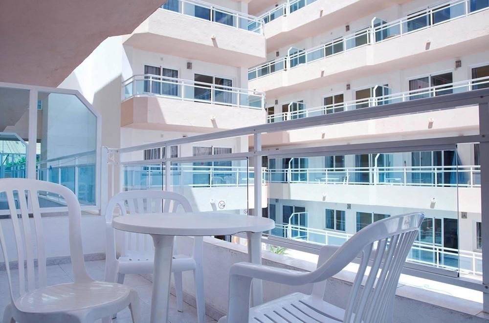 Apartamentos Vibra Jabeque Blue - Adults Only -New Opening 2025 Ибица Экстерьер фото